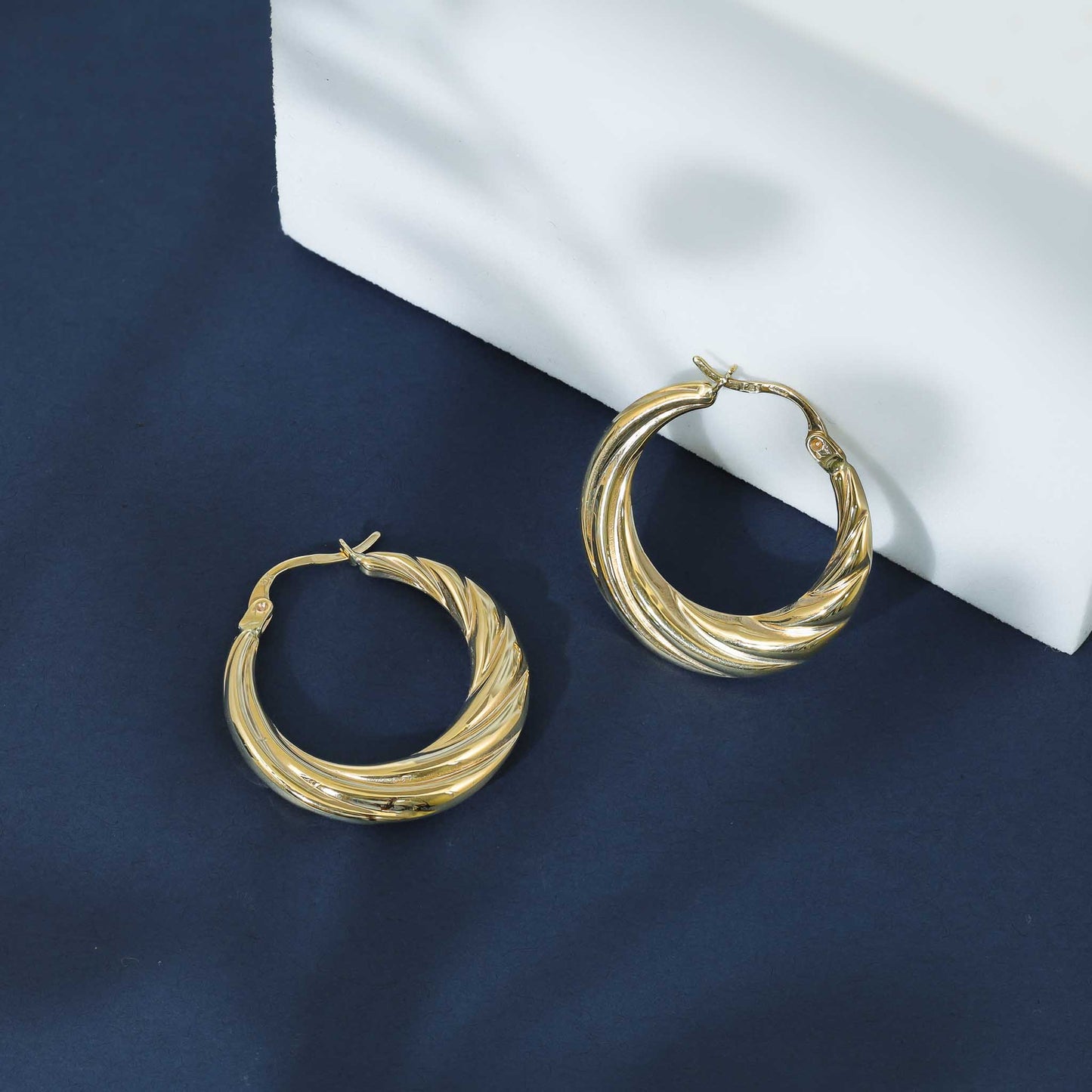 9ct Yellow Gold Pattern Hoop Earrings